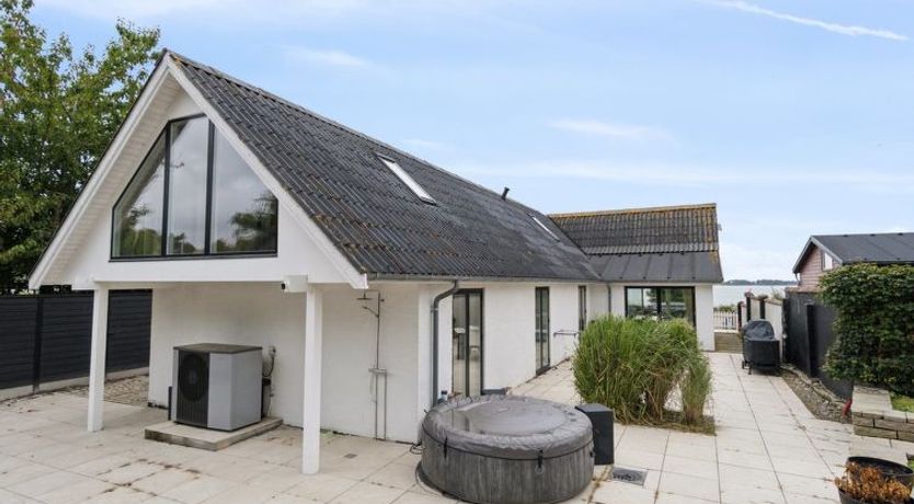 Photo of "Rusalina" - 20m from the sea