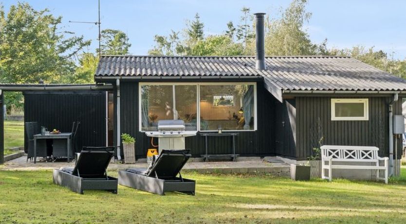 Photo of "Baarde" - 1.2km from the sea