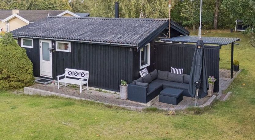 Photo of "Baarde" - 1.2km from the sea