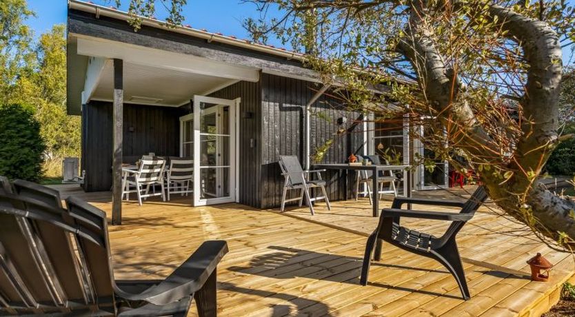 Photo of "Tameran" - 1km from the sea