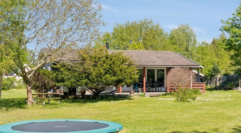 Photo of "Janna" - 1.4km from the sea