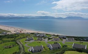Photo of Deluxe Cottage Inch Beach Dingle Bay