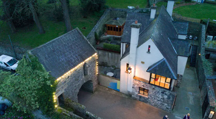 Photo of Luxe Carlingford Townhouse