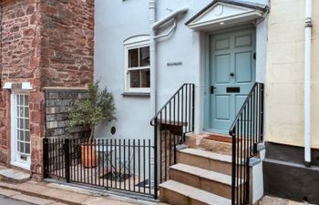 Westward Holiday Home