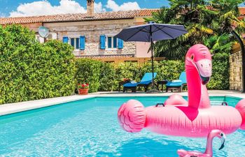 Marlen Holiday Home