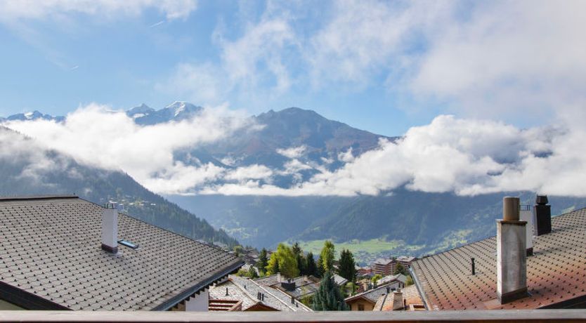 Photo of Soleil des Alpes