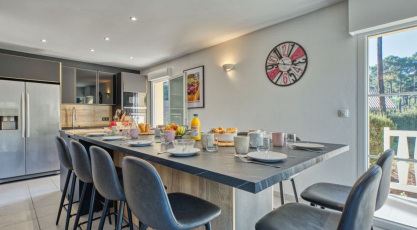 Photo of Atlantic Green