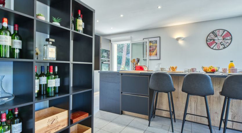 Photo of Atlantic Green