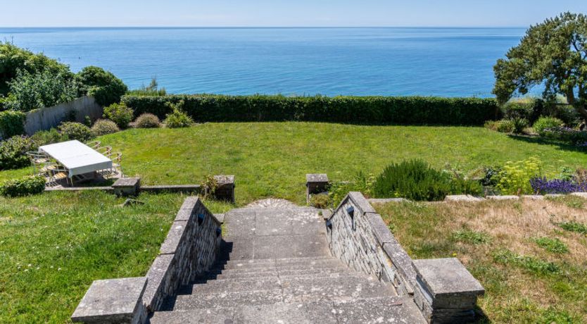 Photo of Avalon Sea Views