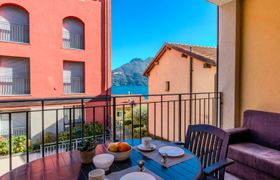 Photo of villaggio-lago-di-como