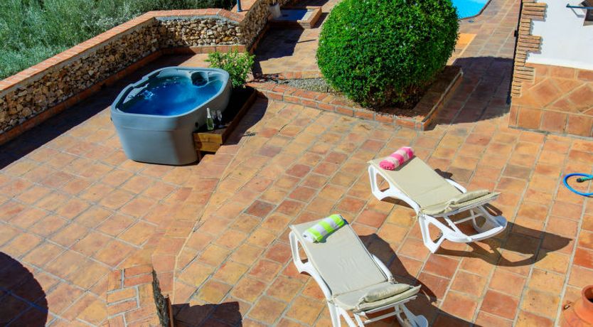 Photo of El Comendador