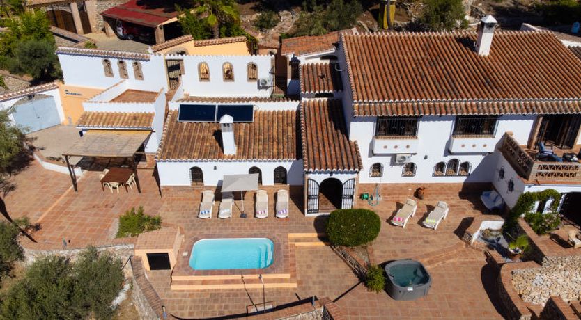 Photo of El Comendador