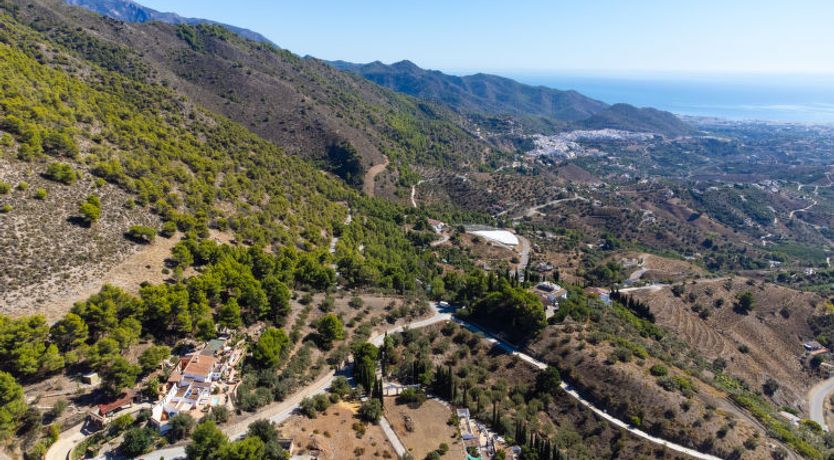 Photo of El Comendador