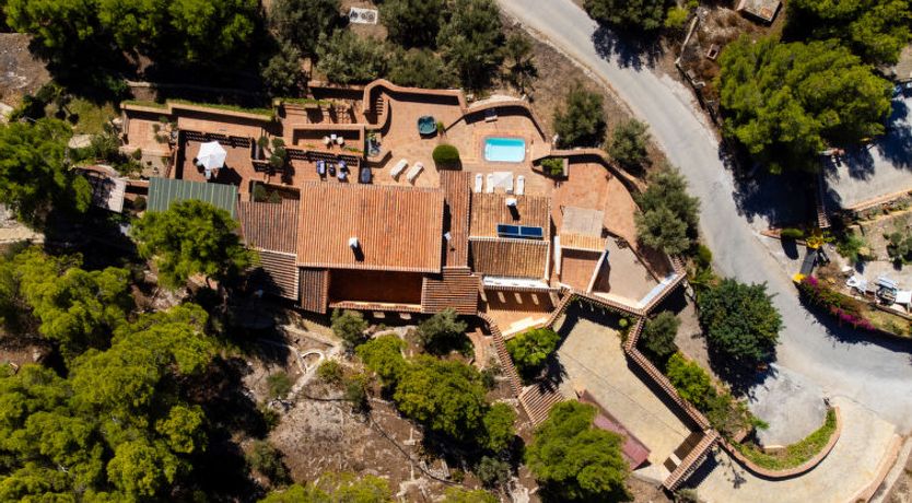 Photo of El Comendador