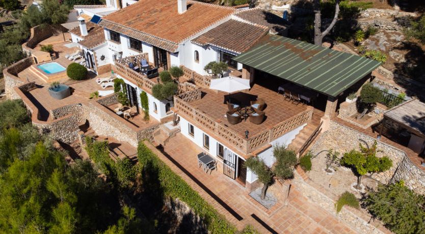 Photo of El Comendador