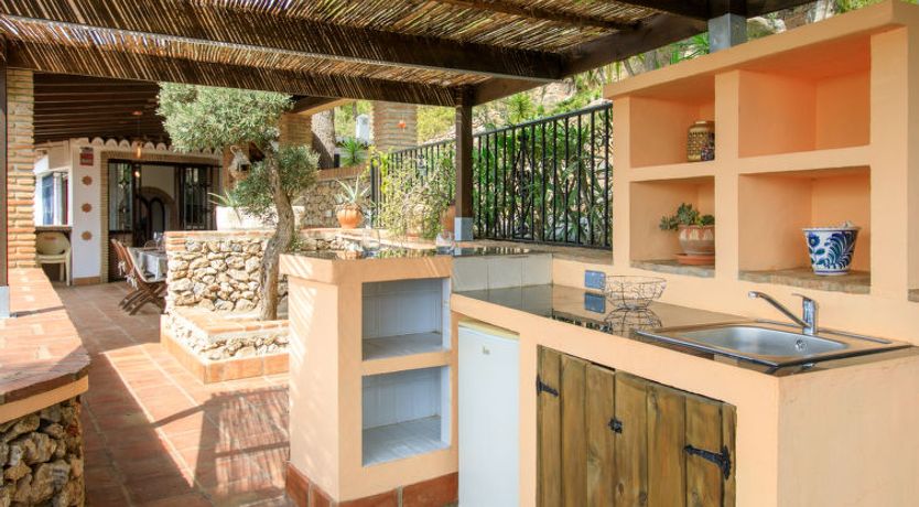 Photo of El Comendador