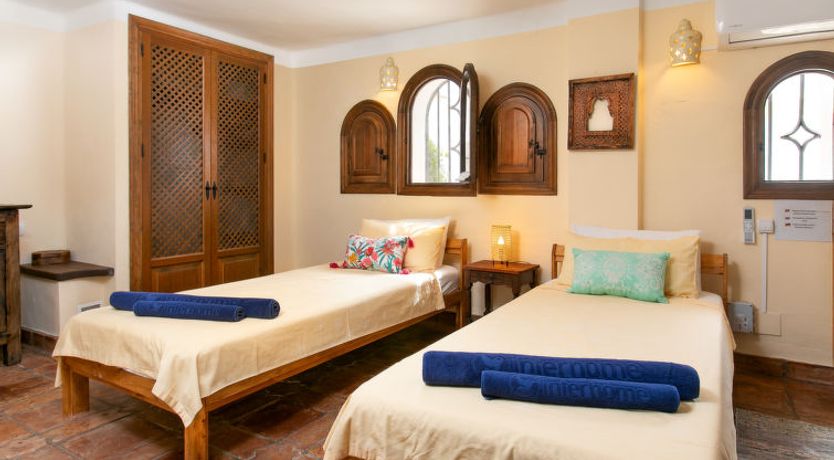 Photo of El Comendador