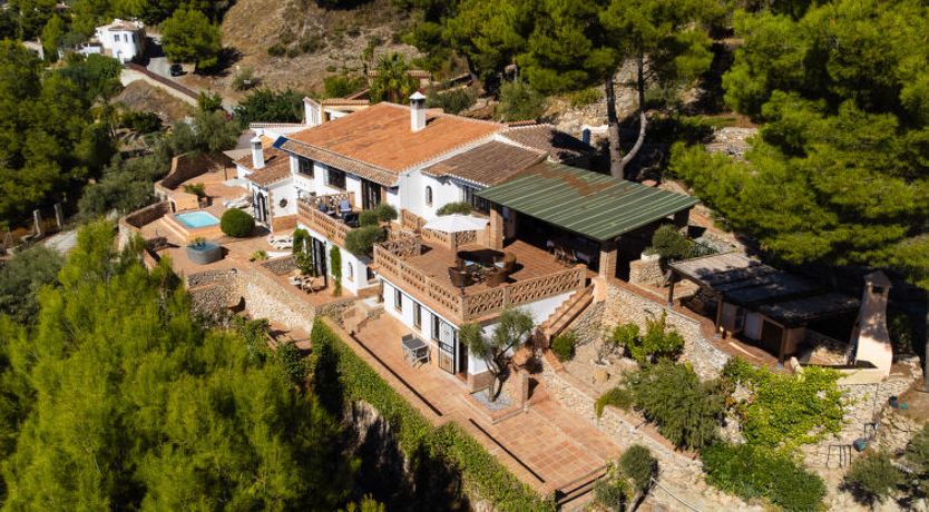 Photo of El Comendador