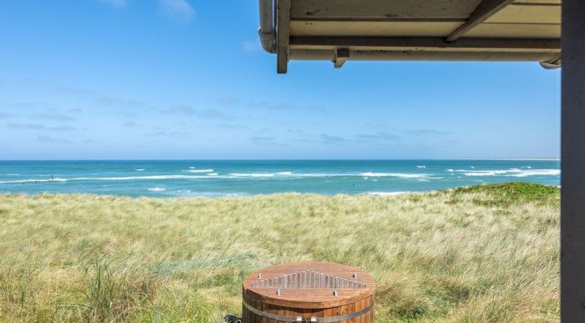 Photo of "Arngrim" - 100m from the sea