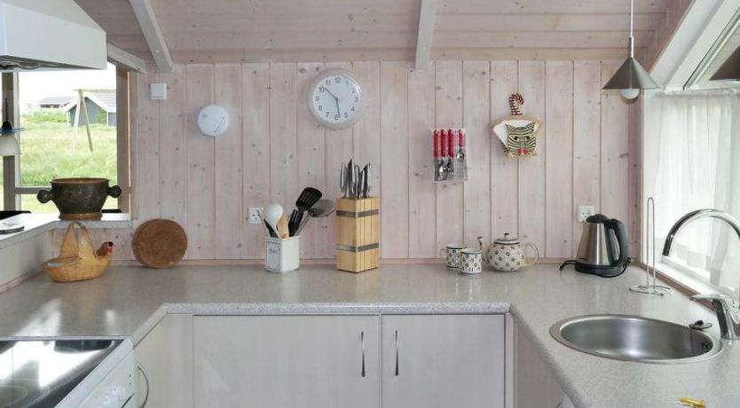 Photo of "Bryngeir" - 100m from the sea