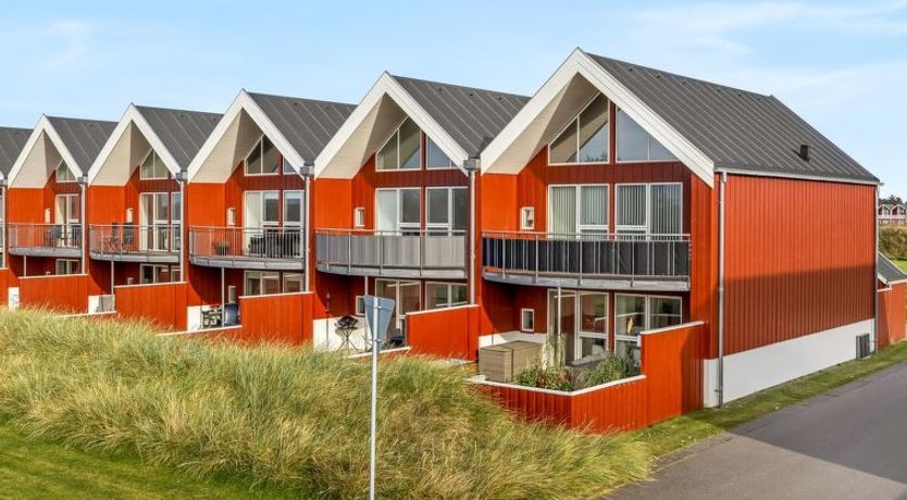 Photo of "Janik" - 700m from the sea