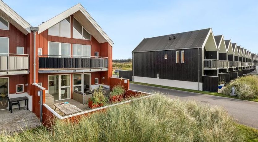 Photo of "Janik" - 700m from the sea