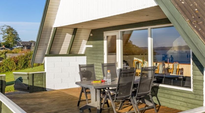 Photo of "Elisabete" - 600m from the sea