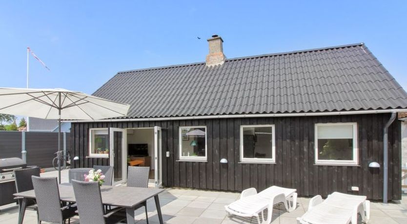 Photo of "Brawith" - 250m from the sea