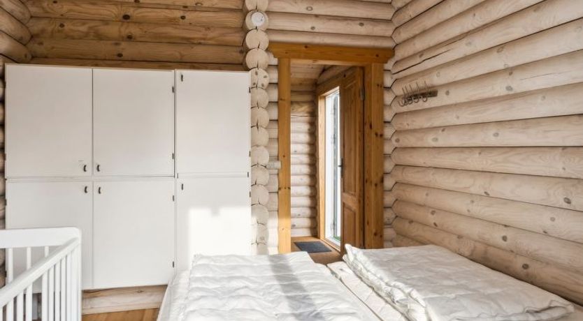 Photo of "Hjorthung" - 2km from the sea