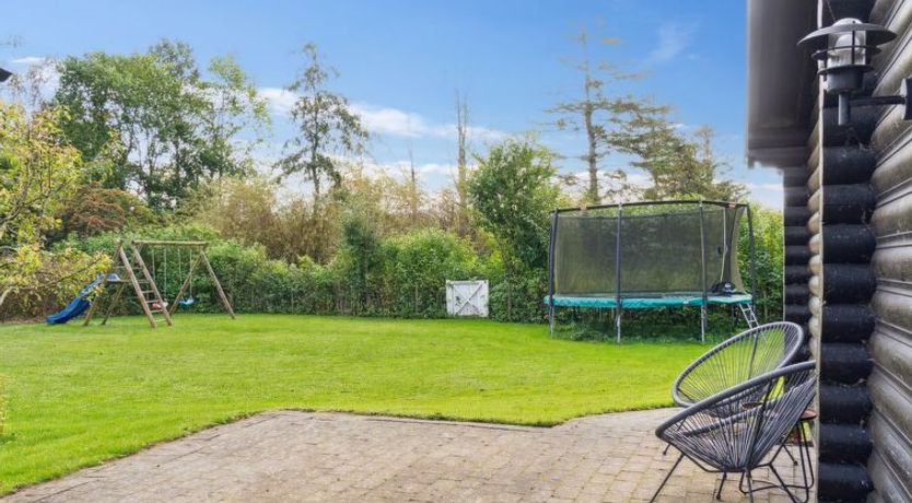 Photo of "Hjorthung" - 2km from the sea