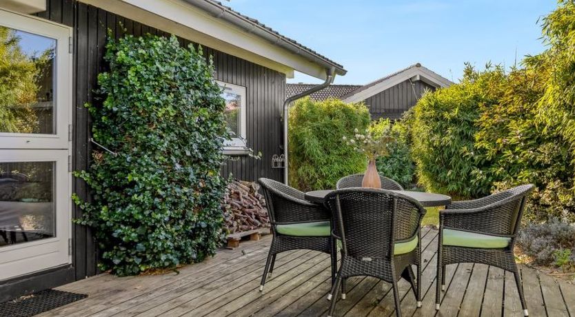 Photo of "Tjarven" - 350m from the sea