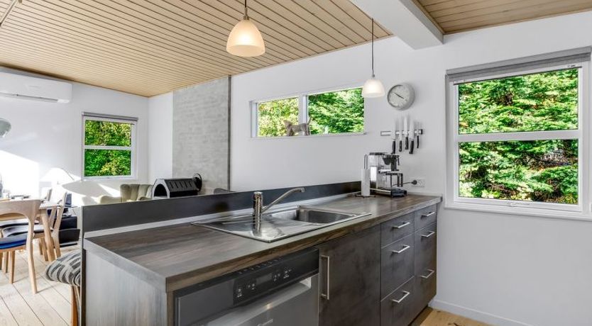 Photo of "Cornel" - 300m from the sea