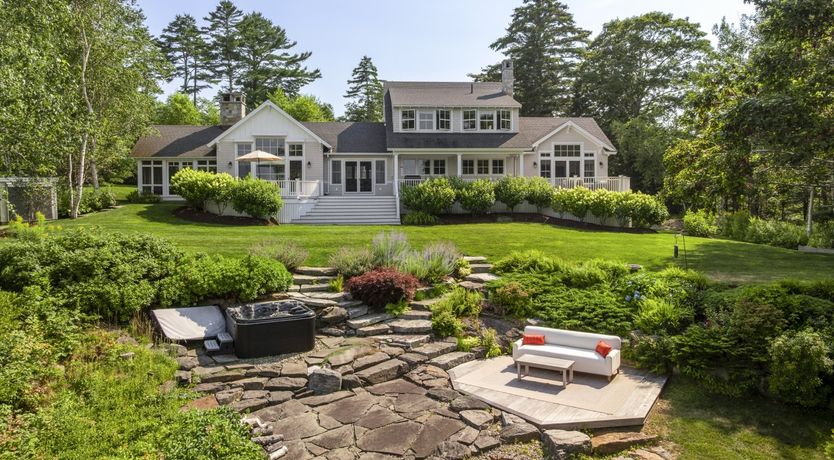 Photo of The Maine Lifestyle