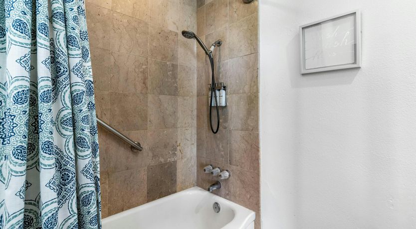 Photo of Desert Echoes