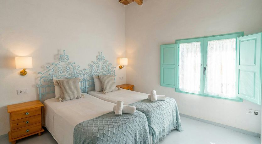 Photo of Elegant Terrace