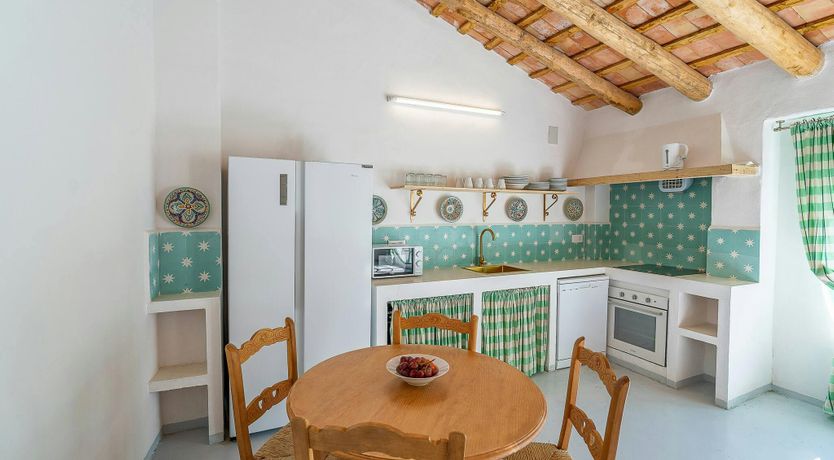 Photo of Elegant Terrace