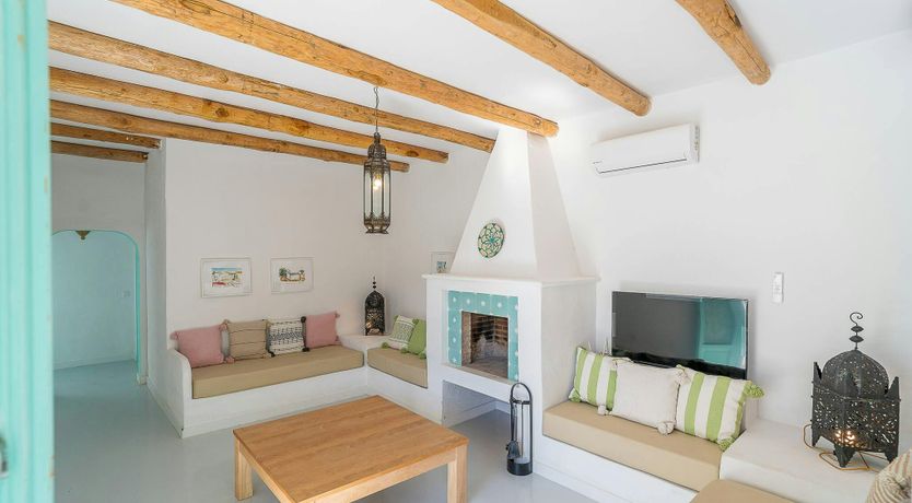 Photo of Elegant Terrace