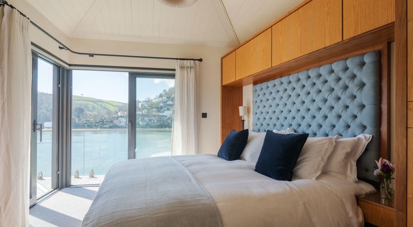 Photo of Waterside Wonder