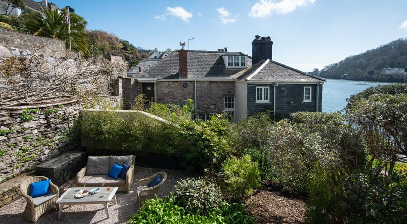 Photo of Waterside Wonder