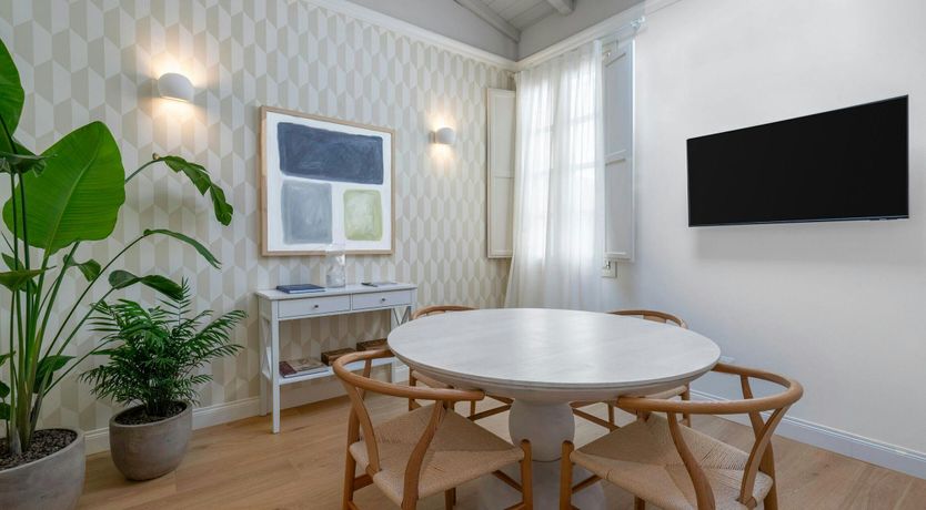 Photo of The Florentine Hour