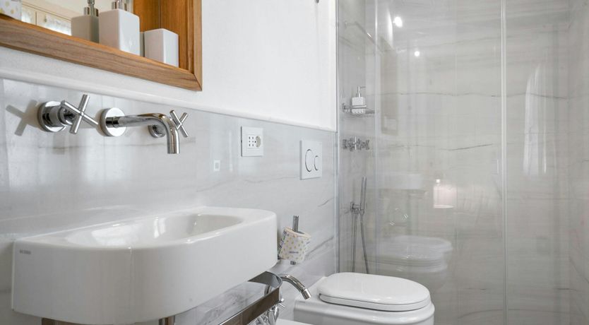 Photo of The Florentine Hour