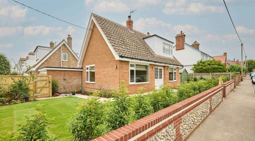 Photo of Overstrand Opal