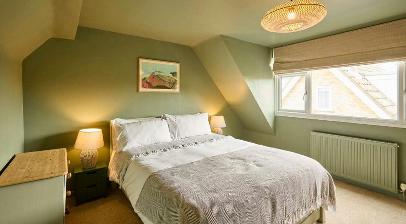 Photo of Overstrand Opal