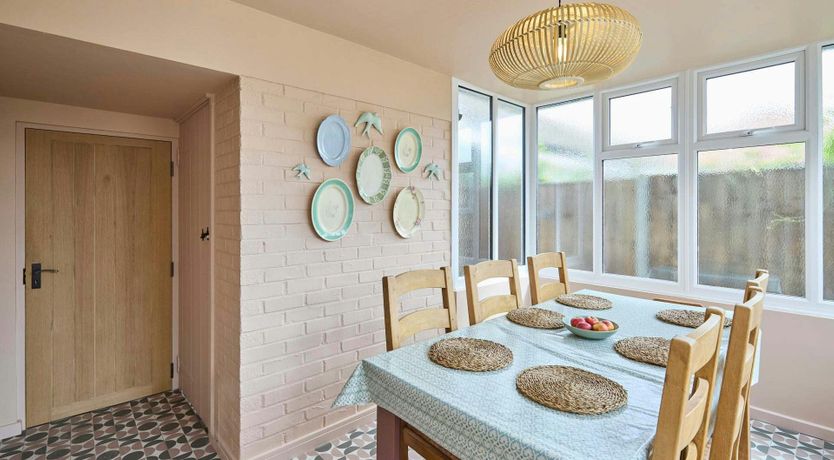 Photo of Overstrand Opal