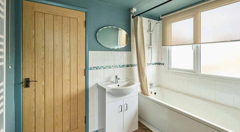 Photo of Overstrand Opal