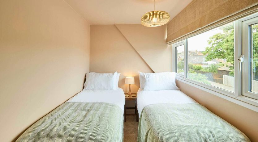 Photo of Overstrand Opal