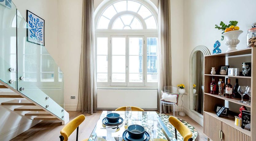 Photo of London Mews
