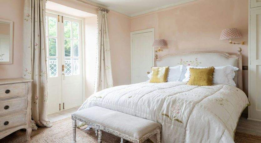 Photo of The Ambassador's Retreat