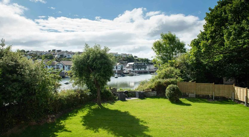 Photo of The Ambassador's Retreat