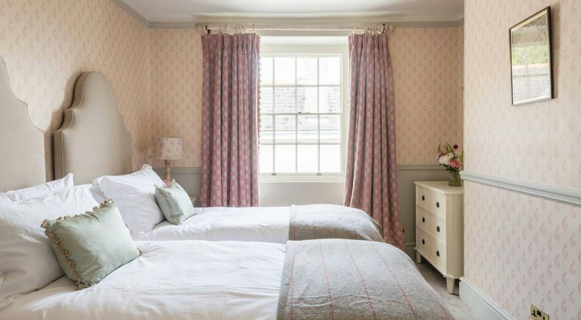 Photo of The Ambassador's Retreat